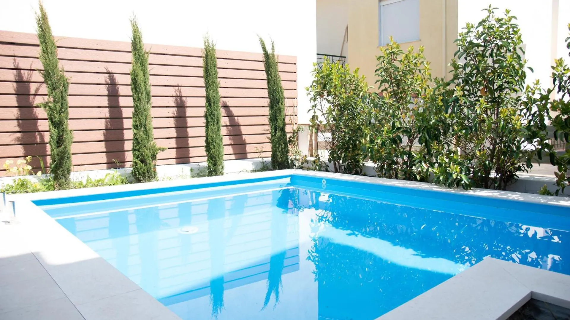 Pietra Mare Villas Polychrono